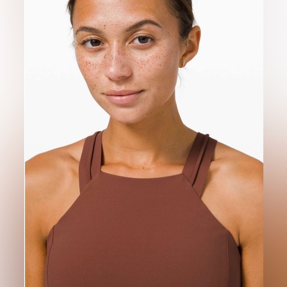 Lululemon Strong at Heart Bra - Size 4 - Picture 4 of 14